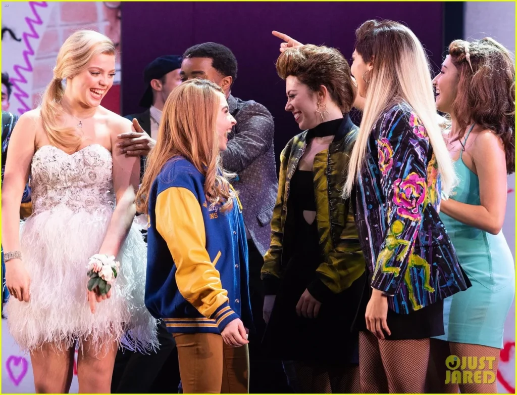sabrina Carpenter with friends